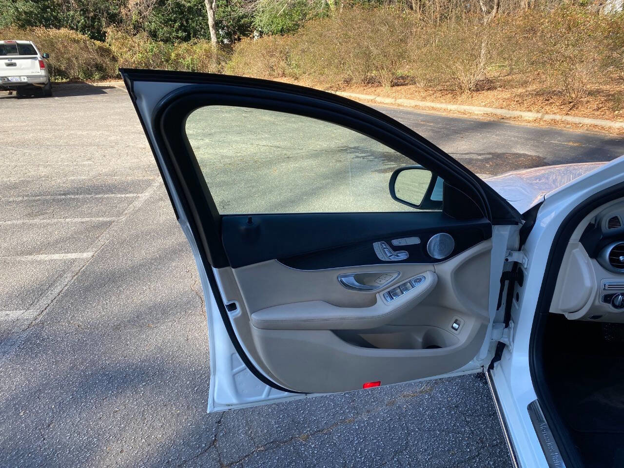 Used 2017 Mercedes-Benz C 300 4MATIC Sedan image 14