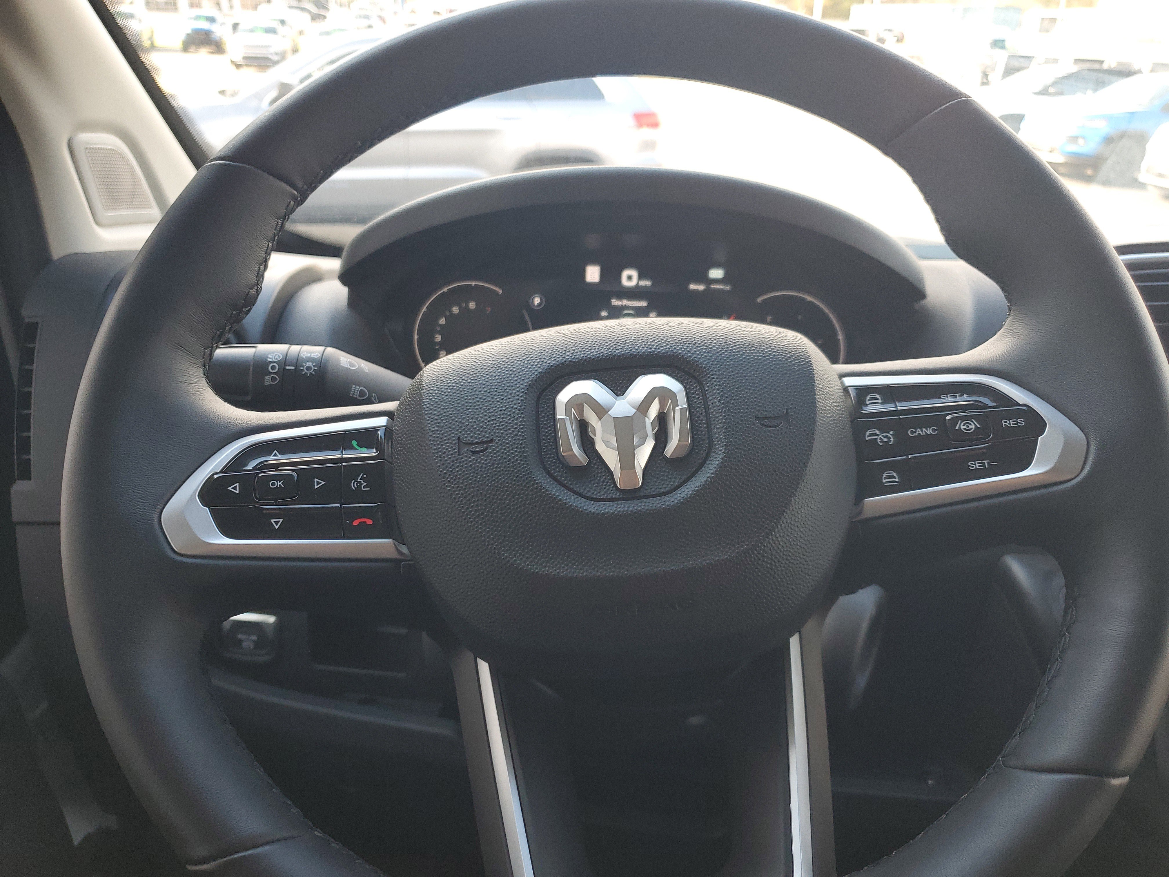 Used 2025 RAM ProMaster 2500 w/ Quick Order Package 22G SLT image 8