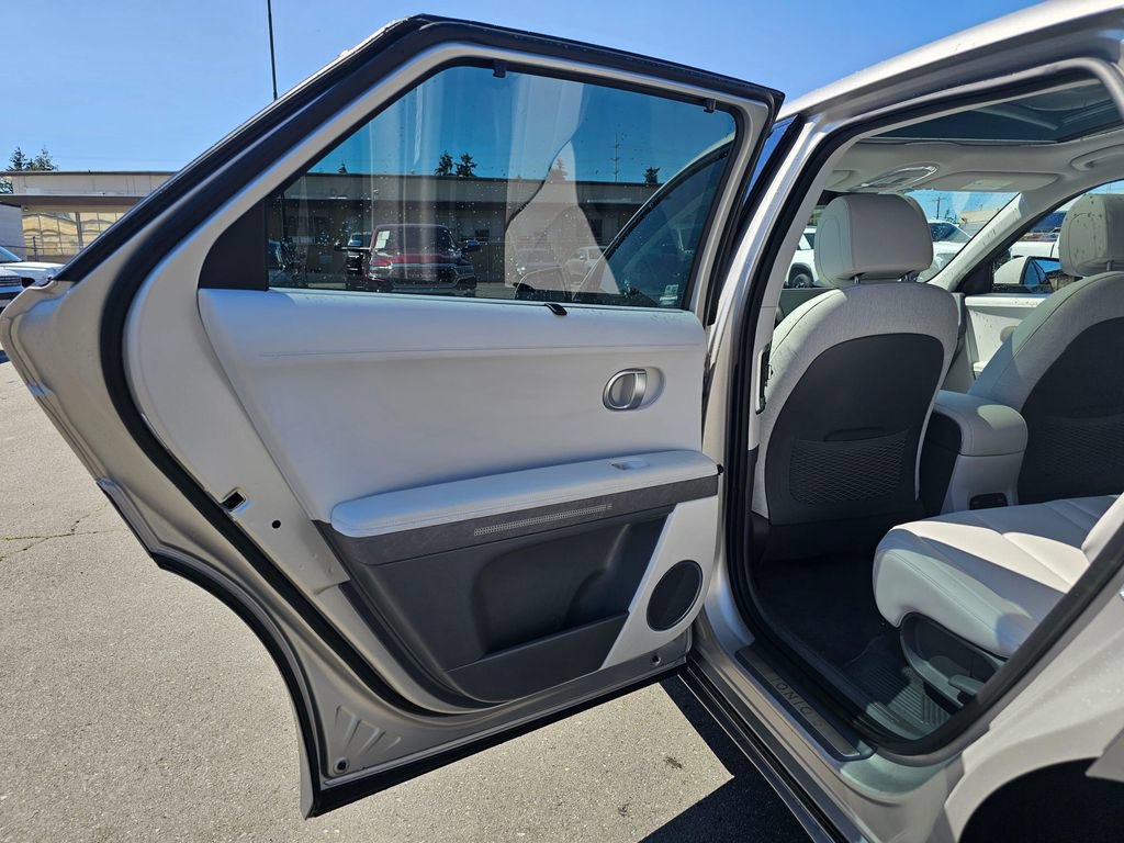 Used 2024 Hyundai Ioniq 5 Limited AWD/4WD image 15