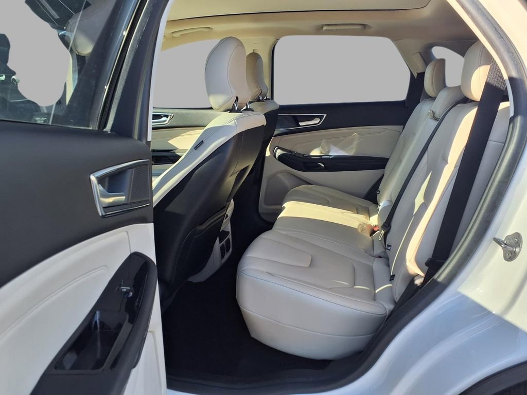 Used 2019 Ford Edge Titanium w/ Equipment Group 301A image 26