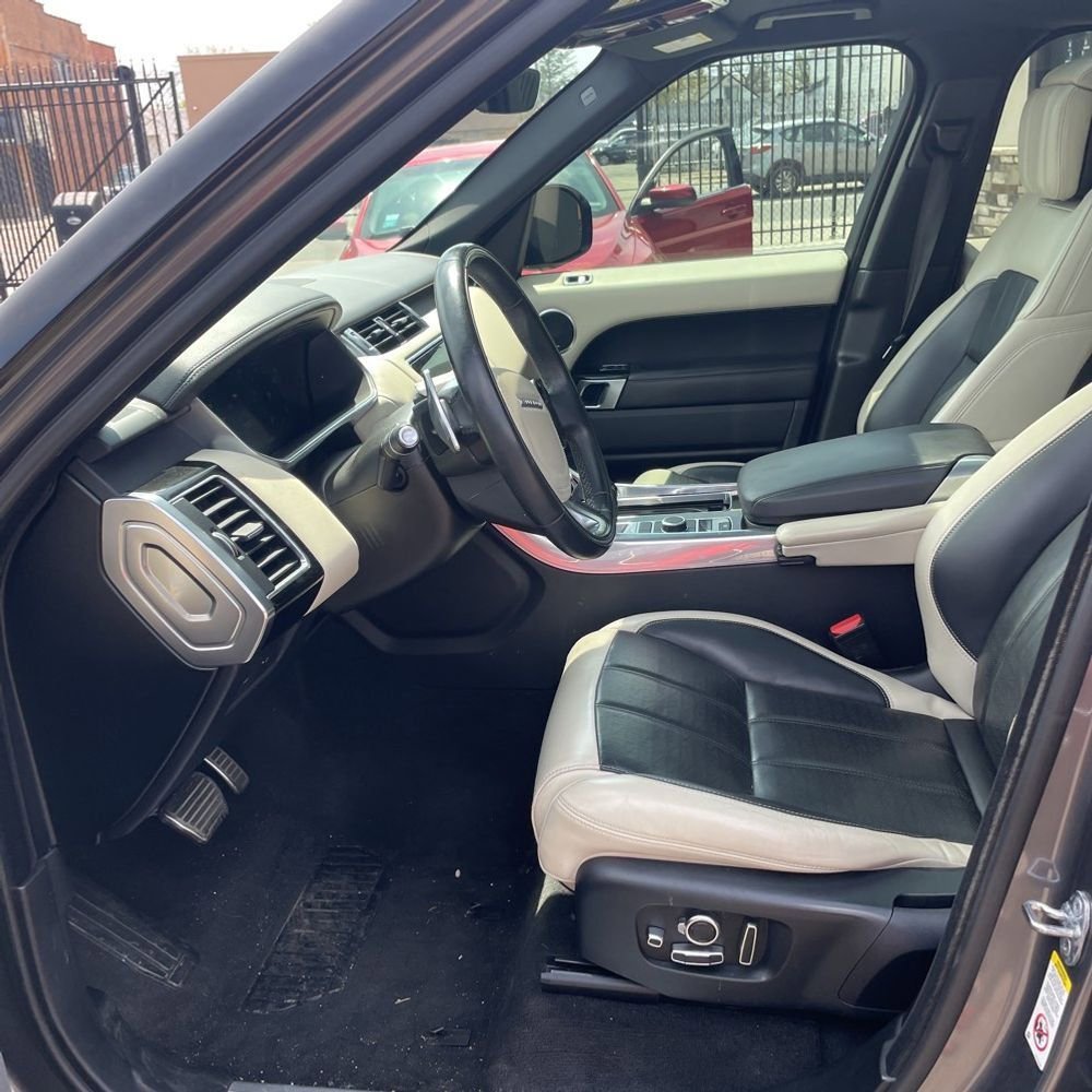Used 2018 Land Rover Range Rover Sport HSE Dynamic AWD/4WD image 7