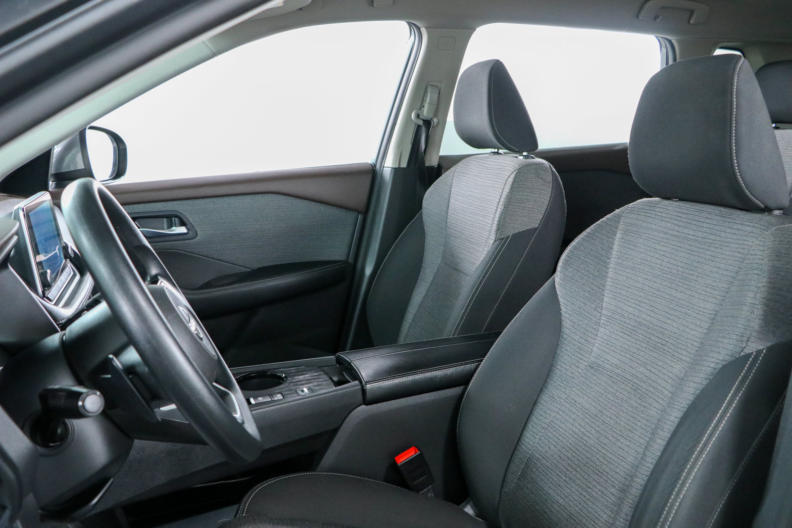 Used 2023 Nissan Rogue SV FWD image 22