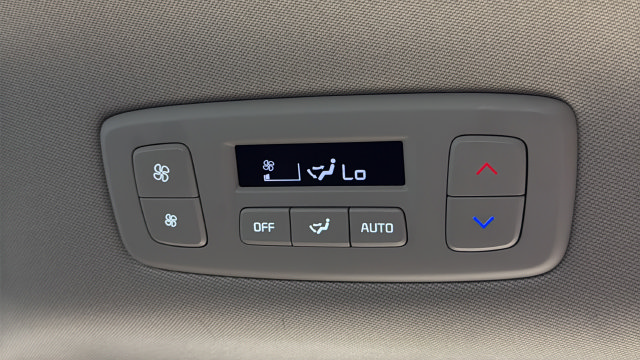 Used 2026 Kia Carnival SX Prestige FWD image 35