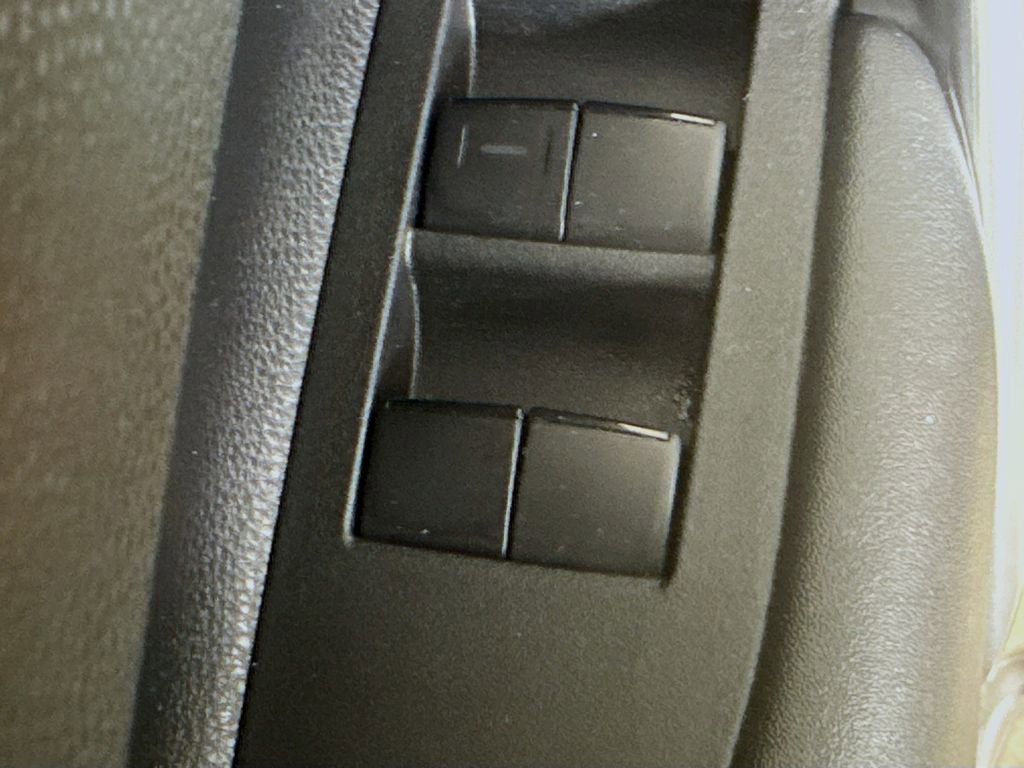 Used 2024 Toyota Corolla Cross LE image 18