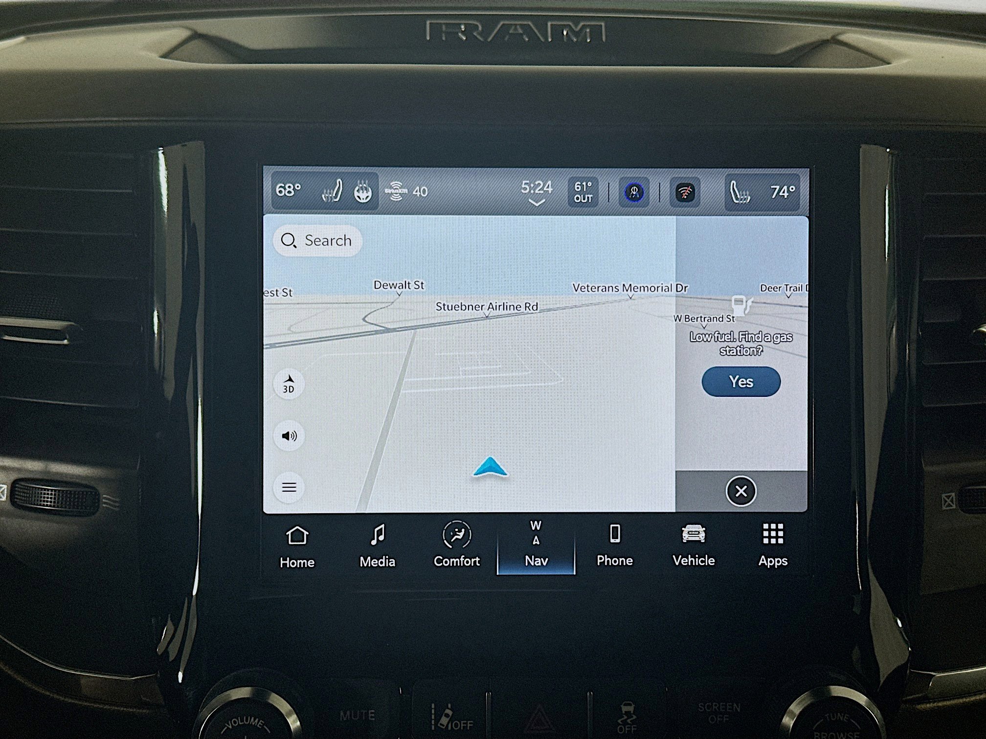 Used 2024 RAM 2500 Laramie w/ Safety Group image 22