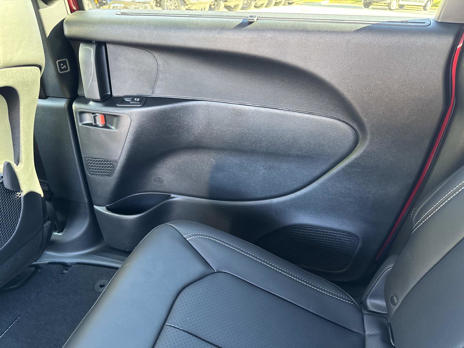 New 2026 Chrysler Pacifica Select image 14