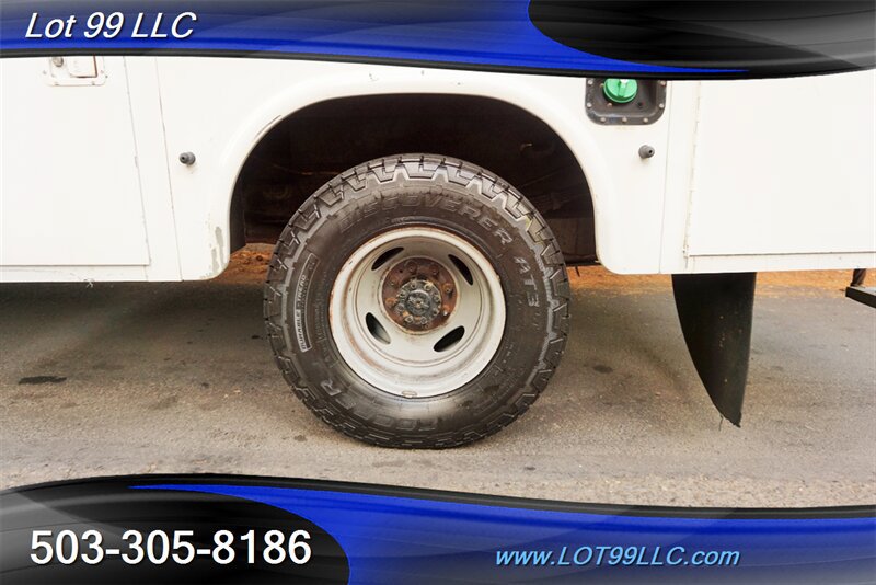Used 2004 Ford F350 2WD Regular Cab DRW Super Duty image 3