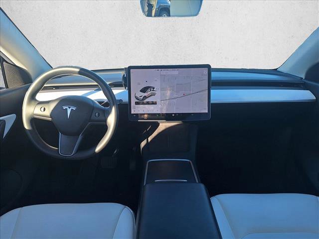 Used 2021 Tesla Model Y Long Range image 16
