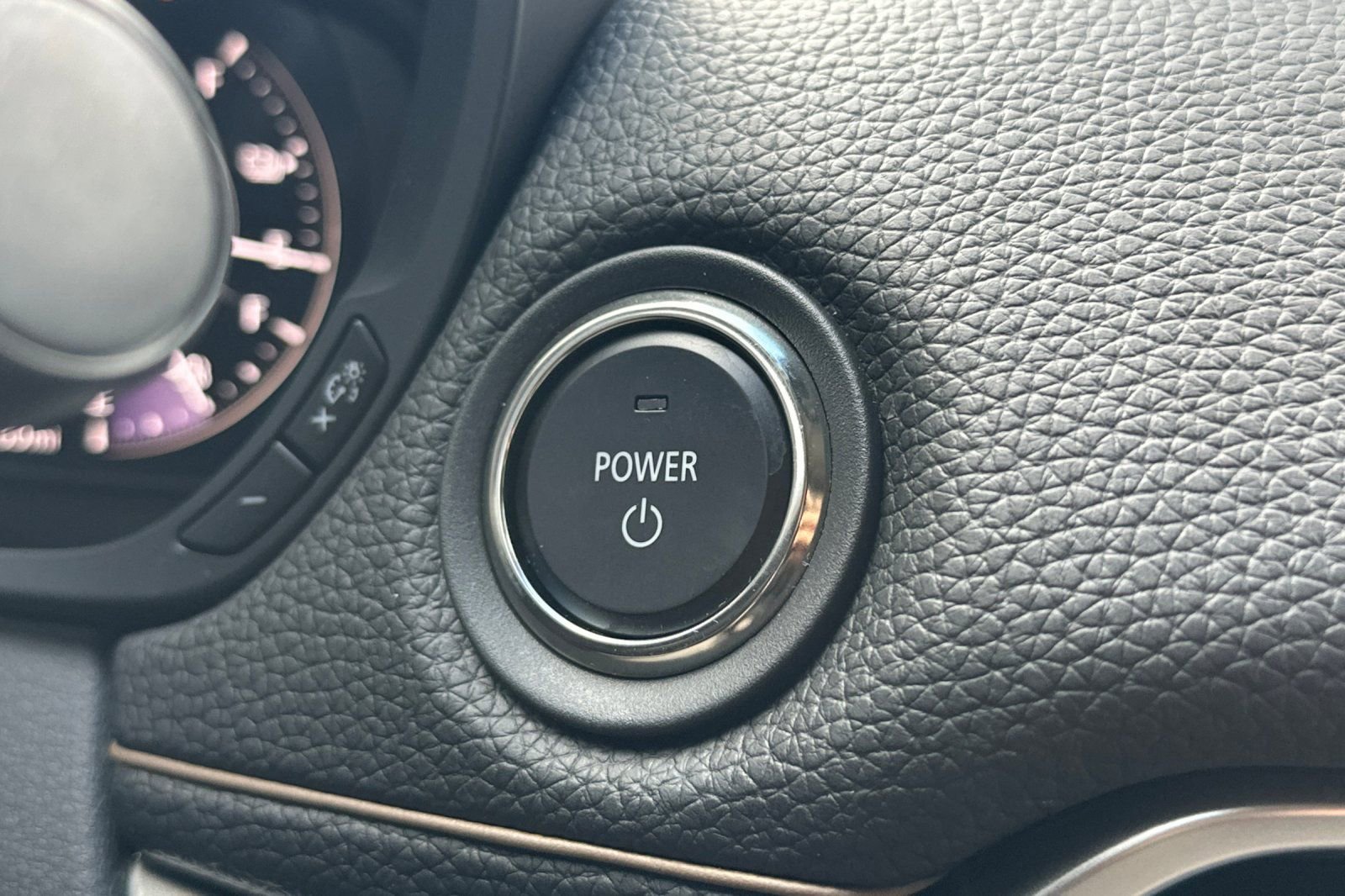 Certified 2025 MAZDA CX-70 Plug-In Hybrid w/ Premium Pkg image 24