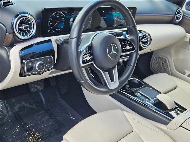 Used 2021 Mercedes-Benz A 220 image 10
