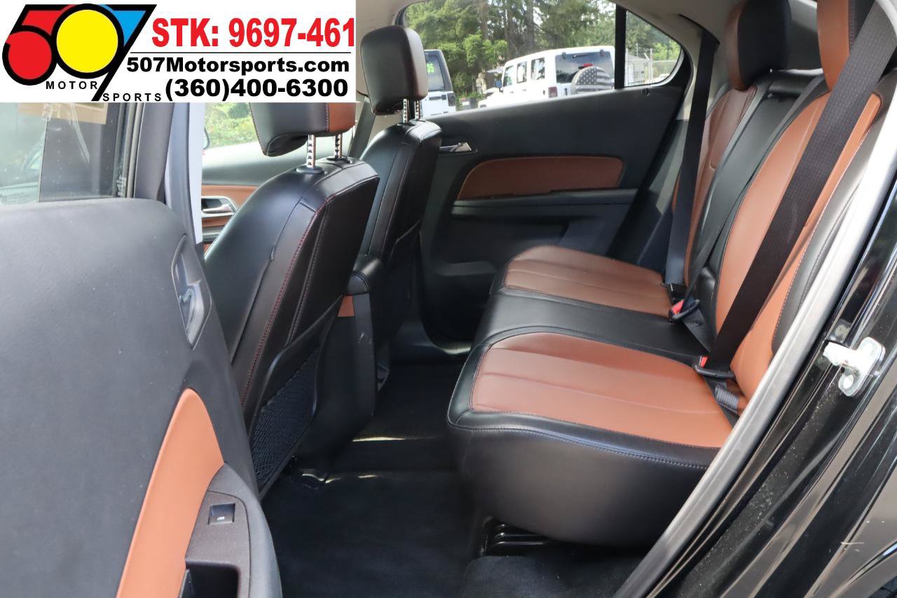 Used 2017 Chevrolet Equinox Premier w/ Enhanced Convenience Package AWD/4WD image 13
