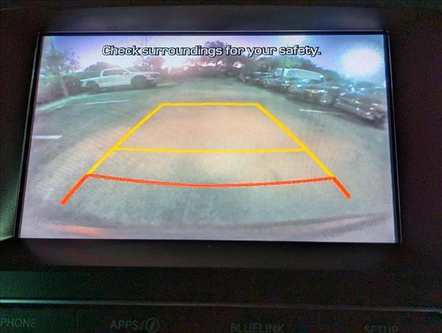 Used 2017 Hyundai Santa Fe SE image 13