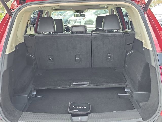 Certified 2022 Nissan Rogue Platinum w/ Head-Up Display Package image 12