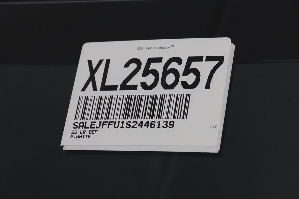 Used 2025 Land Rover Defender 130 S image 26