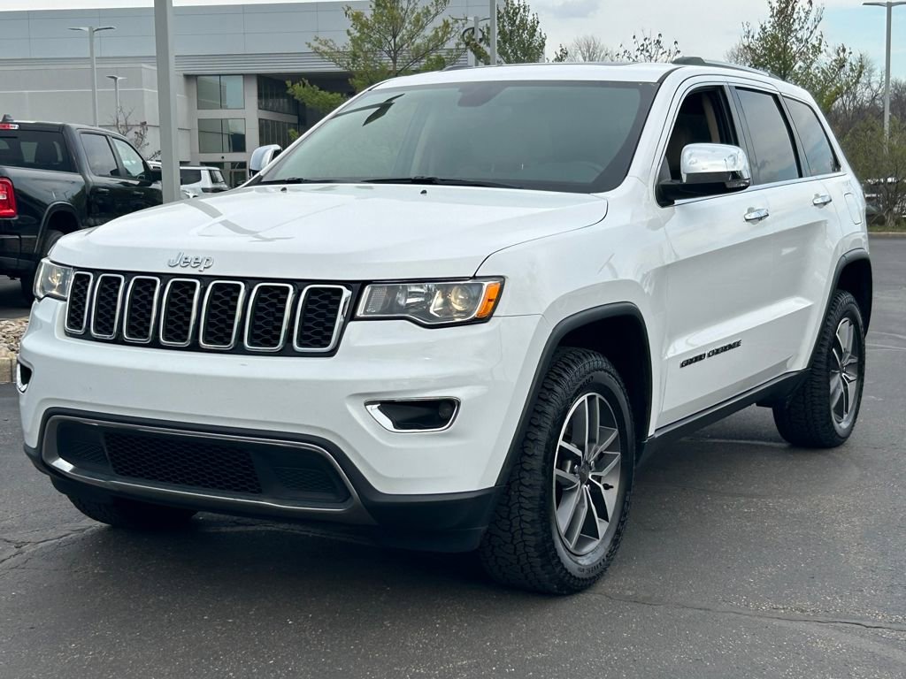 Used 2021 Jeep Grand Cherokee Limited image 3