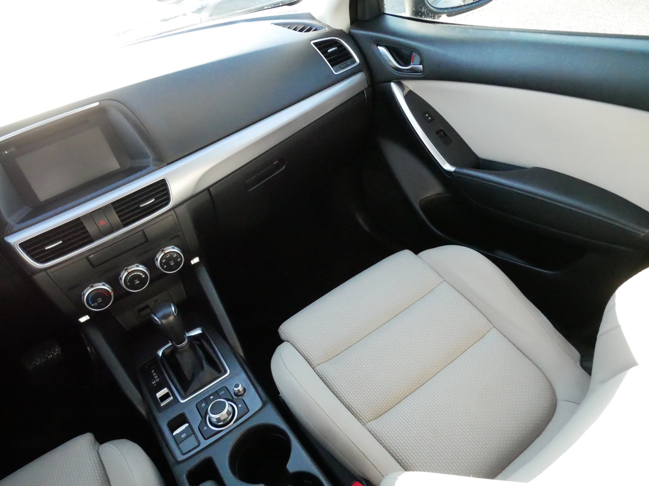 Used 2016 MAZDA CX-5 Touring image 11