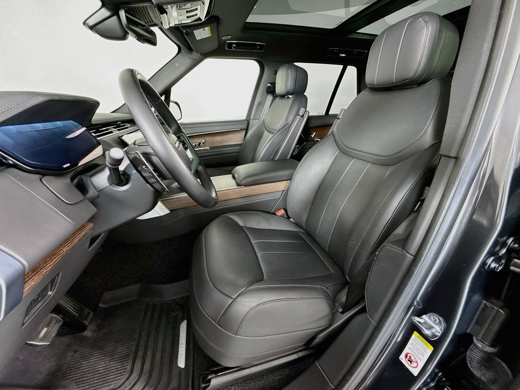 Certified 2024 Land Rover Range Rover SE AWD/4WD image 5