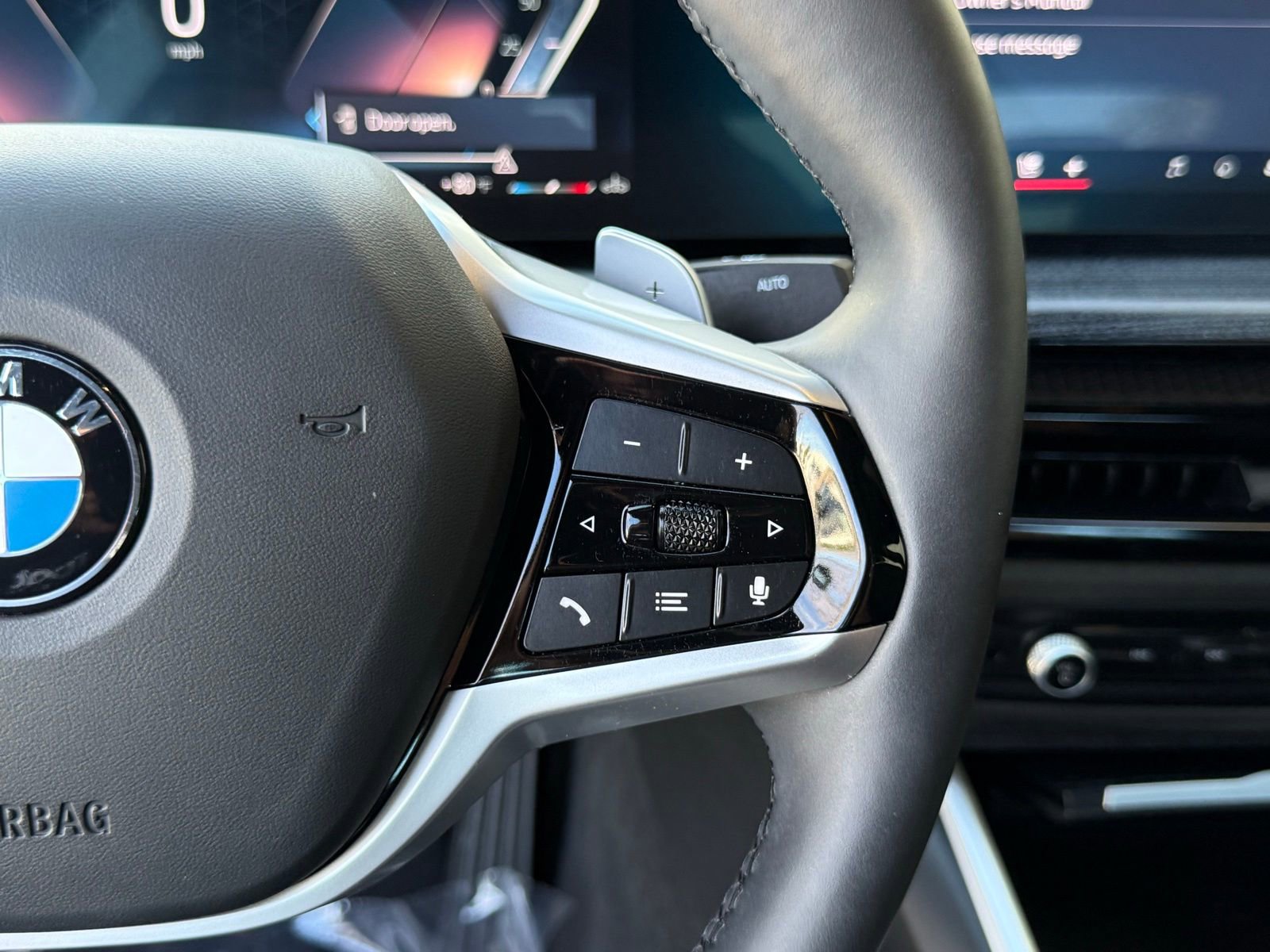 Used 2025 BMW 330i Sedan w/ Premium Package image 25