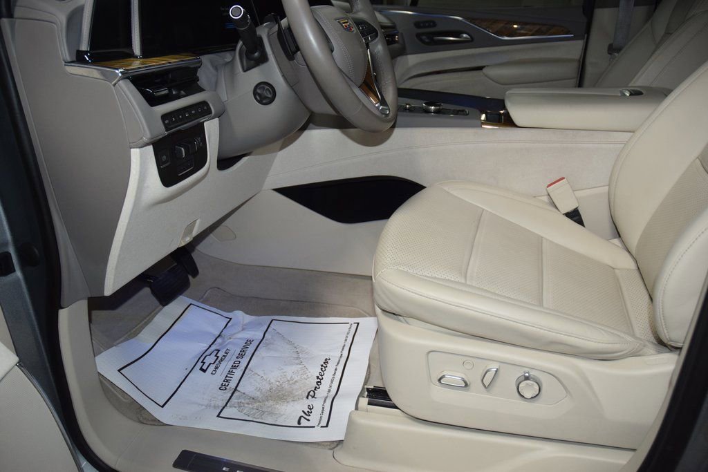 Used 2023 Cadillac Escalade Premium Luxury Platinum image 39