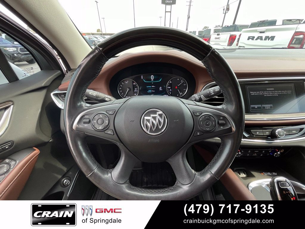 Used 2018 Buick Enclave Avenir w/ Avenir Technology Package FWD image 13