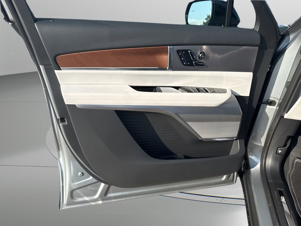 New 2026 Cadillac Vistiq Luxury image 15