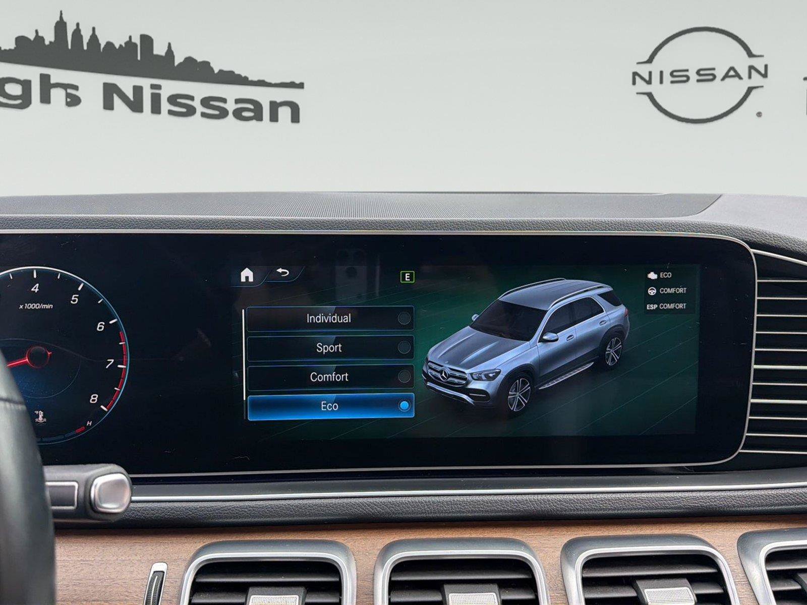 Used 2023 Mercedes-Benz GLE 350 4MATIC w/ AMG Line Exterior image 23