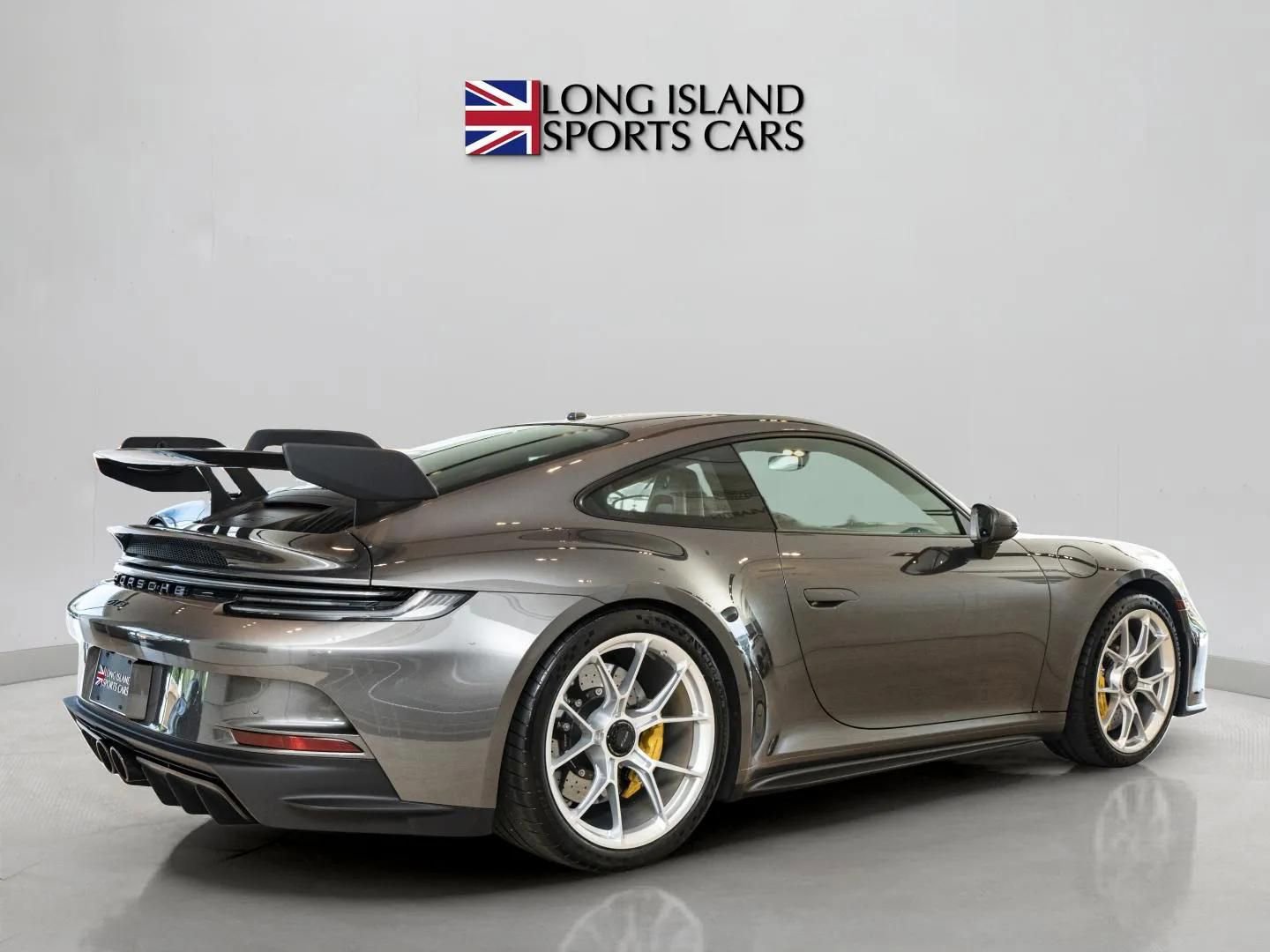 Used 2022 Porsche 911 GT3 RWD image 6