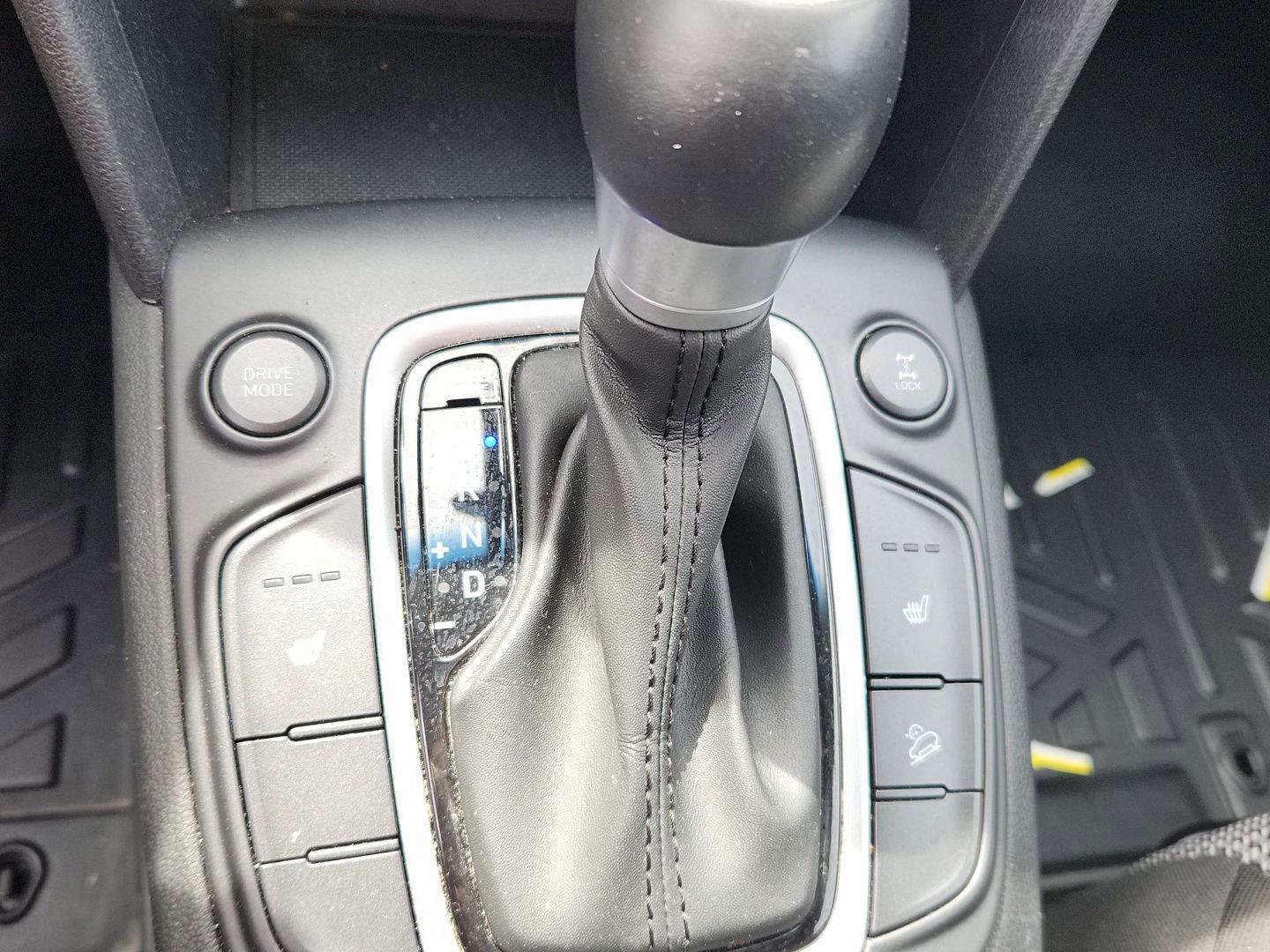 Used 2021 Hyundai Kona SEL AWD/4WD image 16