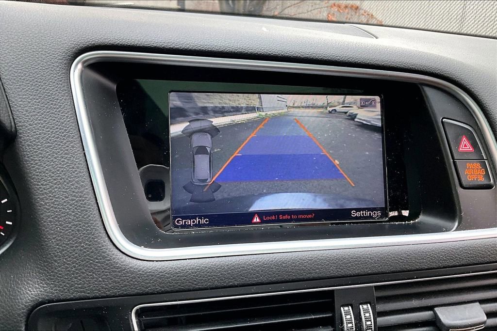 Used 2017 Audi Q5 2.0T Premium Plus w/ Technology Package image 14