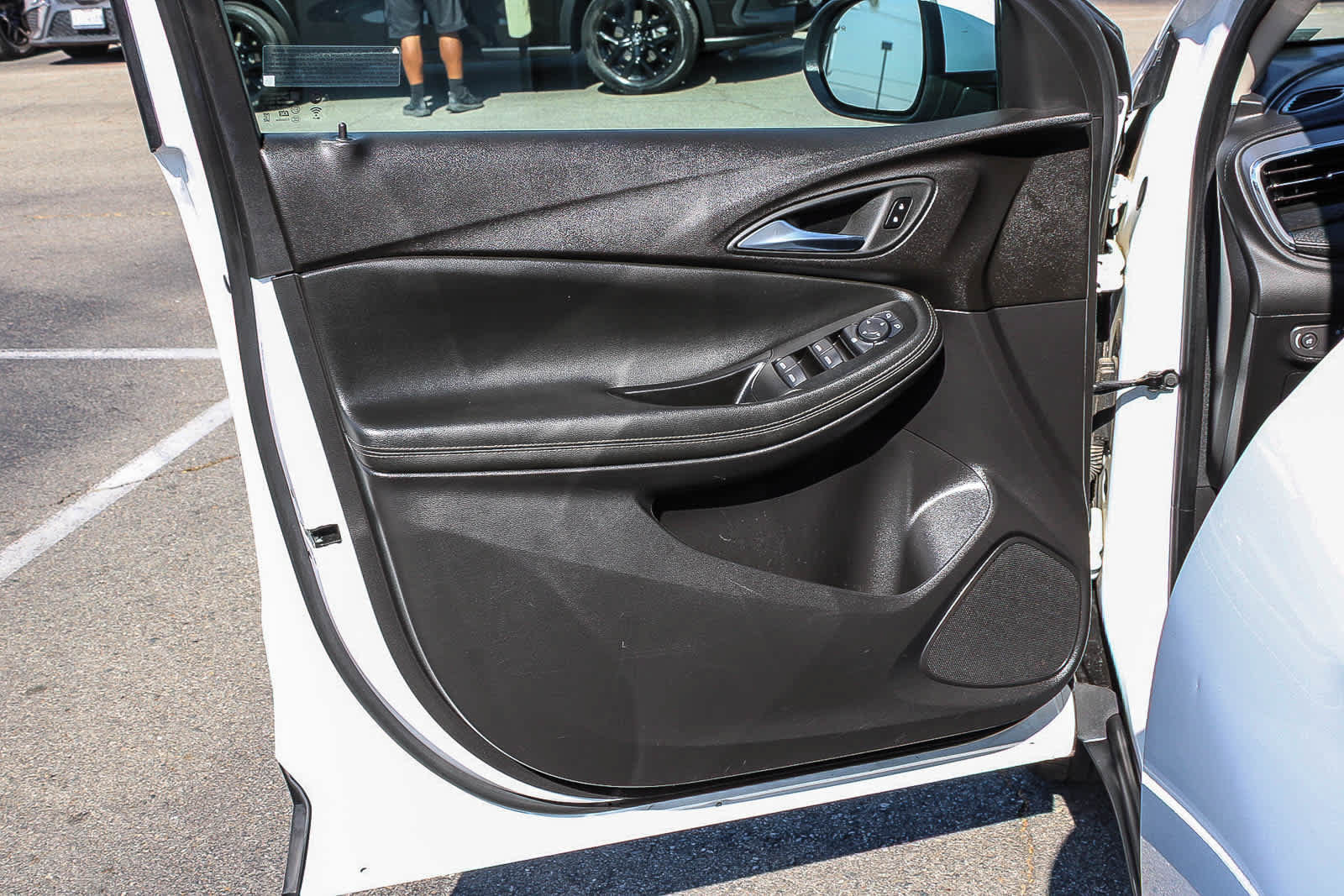 Used 2025 Buick Encore GX Preferred FWD image 21