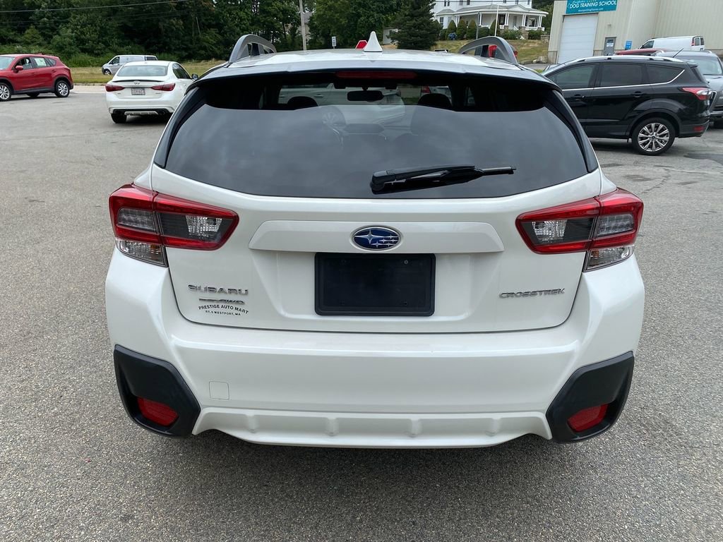 Used 2022 Subaru Crosstrek 2.0i Premium w/ Moonroof Package image 6