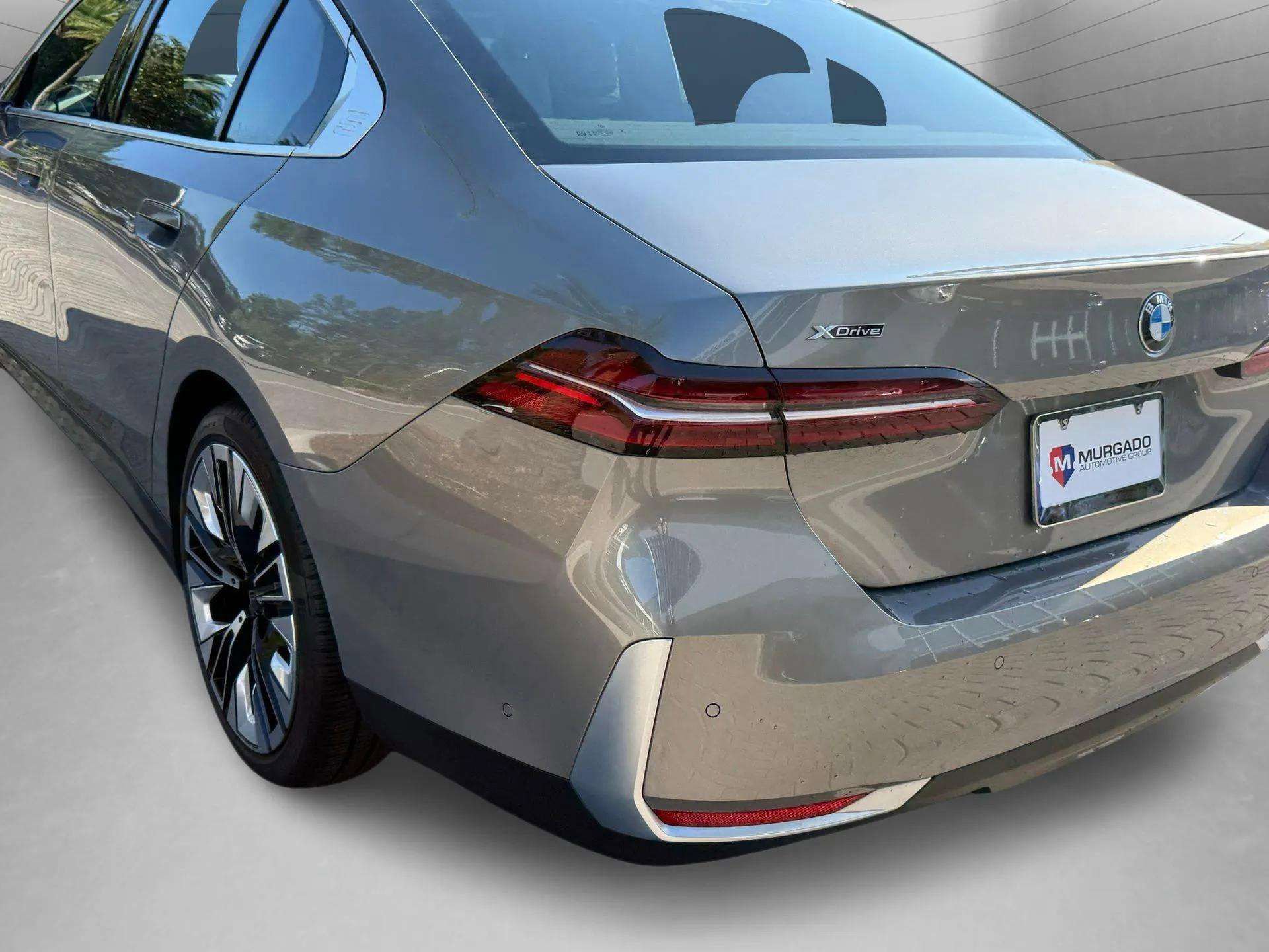 Used 2024 BMW 530i xDrive w/ Premium Package image 20