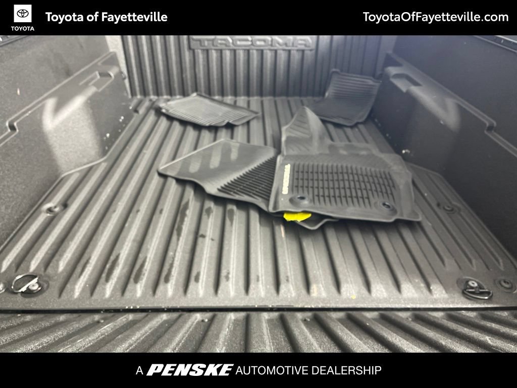 Certified 2024 Toyota Tacoma SR5 AWD/4WD image 10