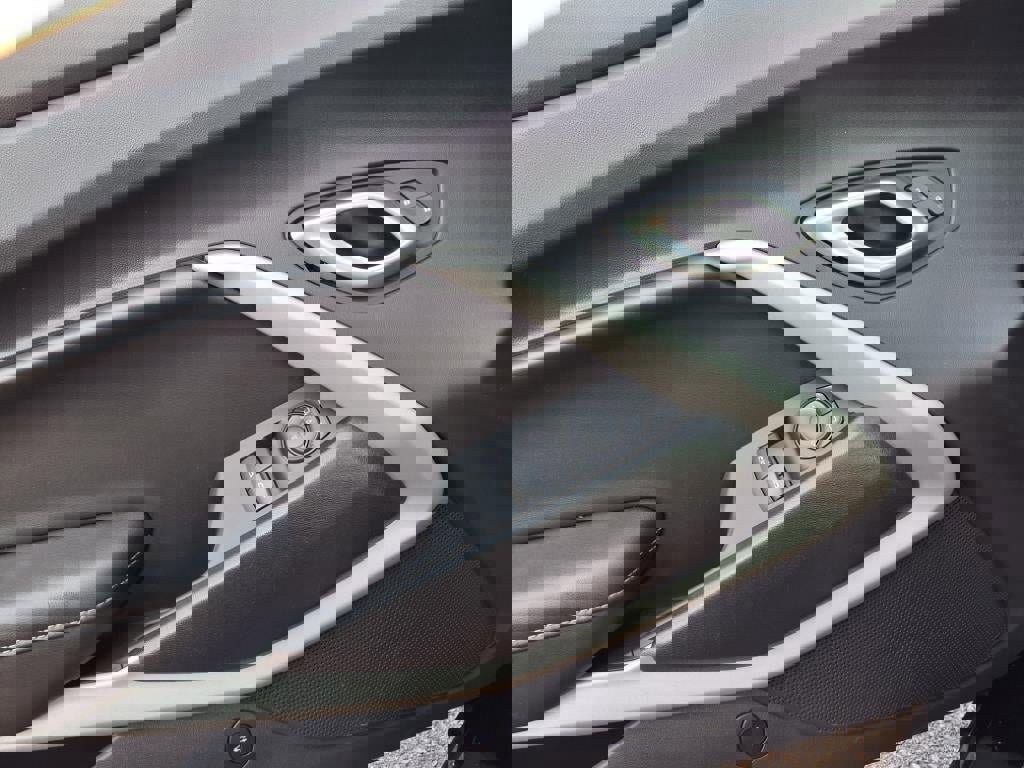 Used 2024 Chevrolet Camaro LT w/ RS Package image 18