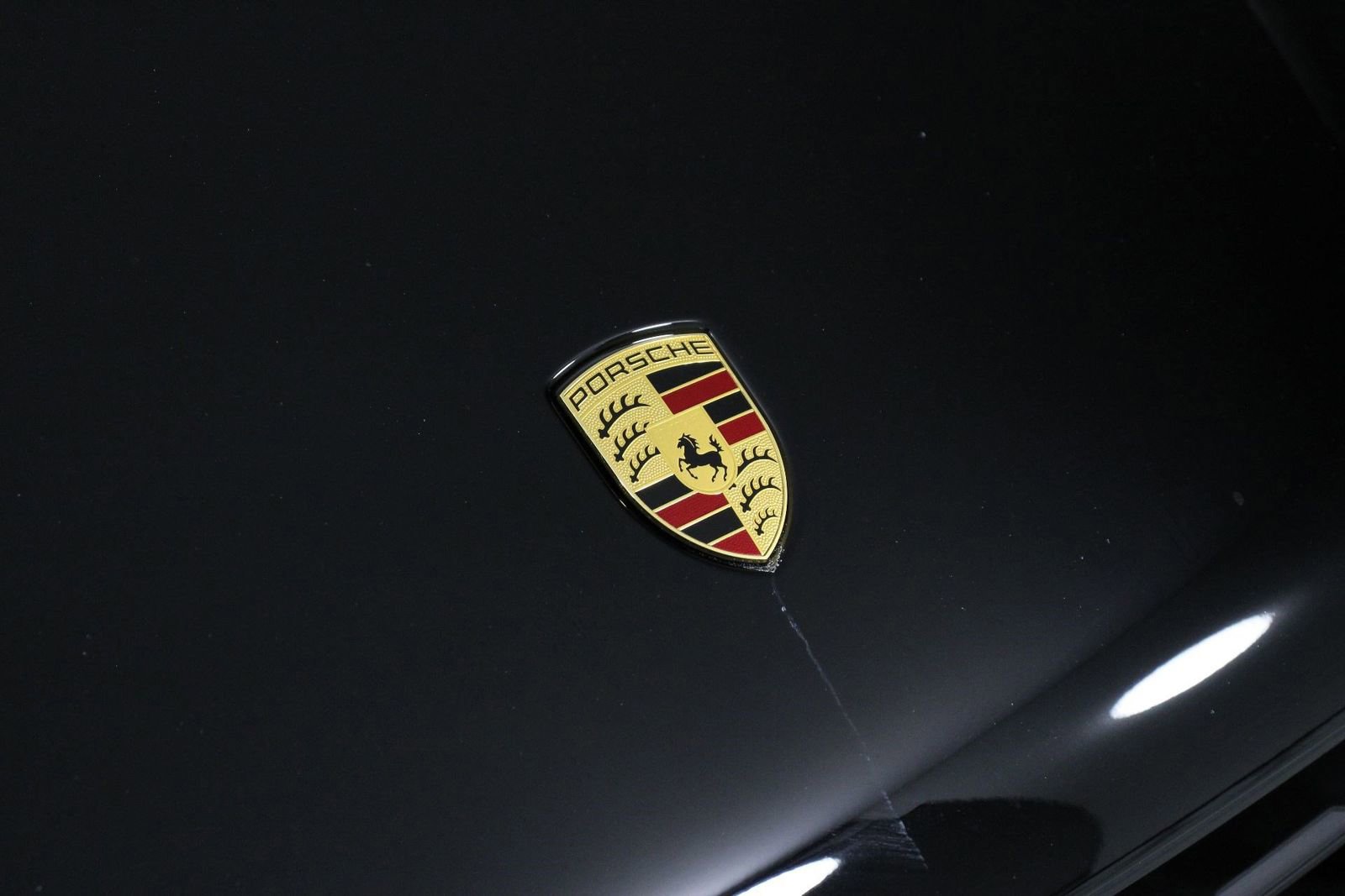 Certified 2025 Porsche Macan image 29