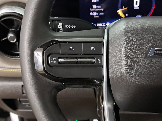 Used 2023 Chevrolet Colorado ZR2 w/ ZR2 Convenience Package III image 25