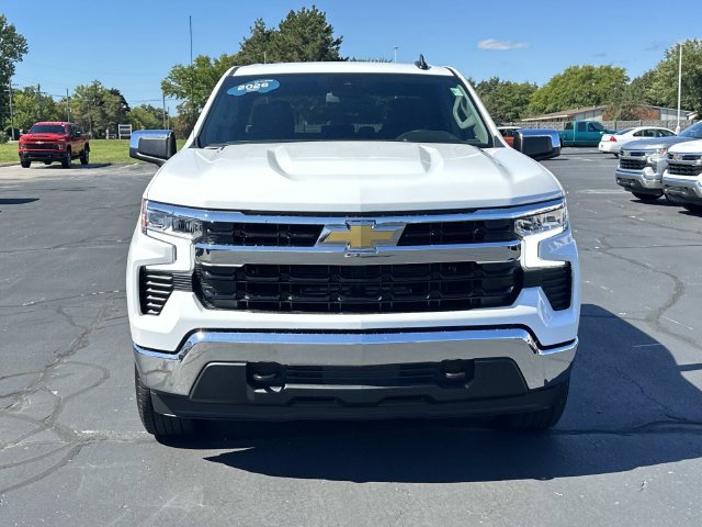 Certified 2026 Chevrolet Silverado 1500 LT AWD/4WD image 3