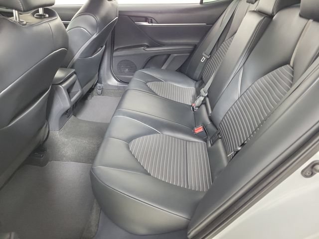 Used 2022 Toyota Camry SE FWD image 12