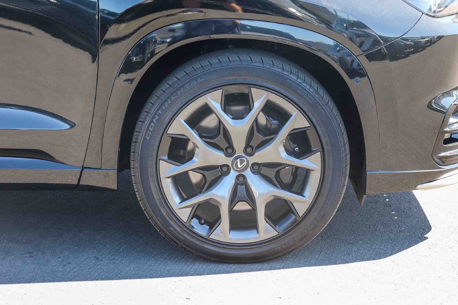 Certified 2025 Lexus TX 500h AWD w/ Technology Package image 10