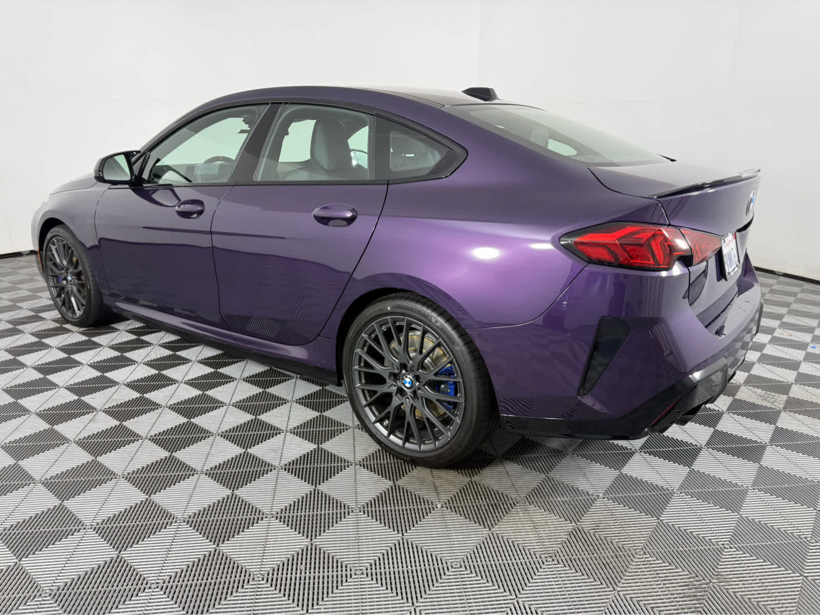 Used 2025 BMW M235i xDrive AWD/4WD image 5