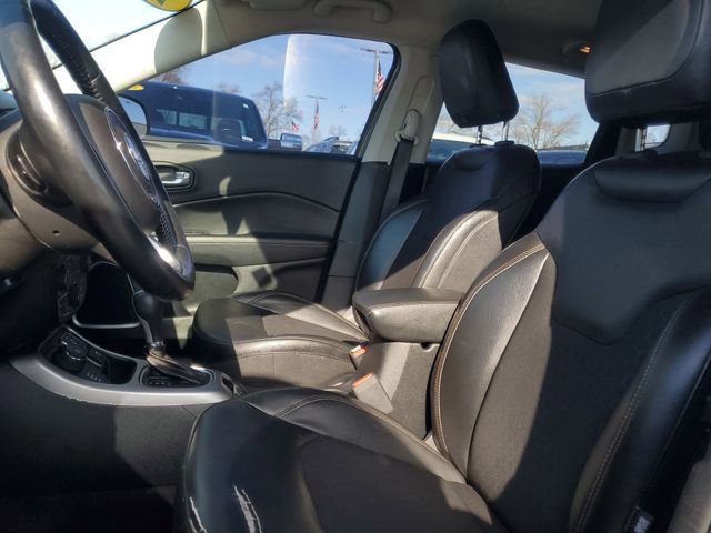 Used 2018 Jeep Compass Latitude w/ Popular Equipment Group image 14