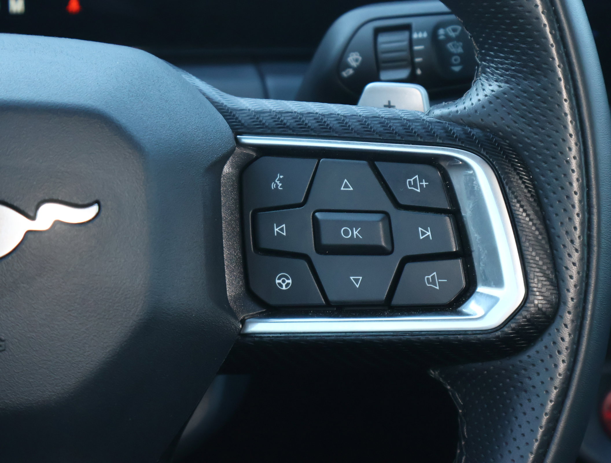 Used 2024 Ford Mustang GT Premium image 16