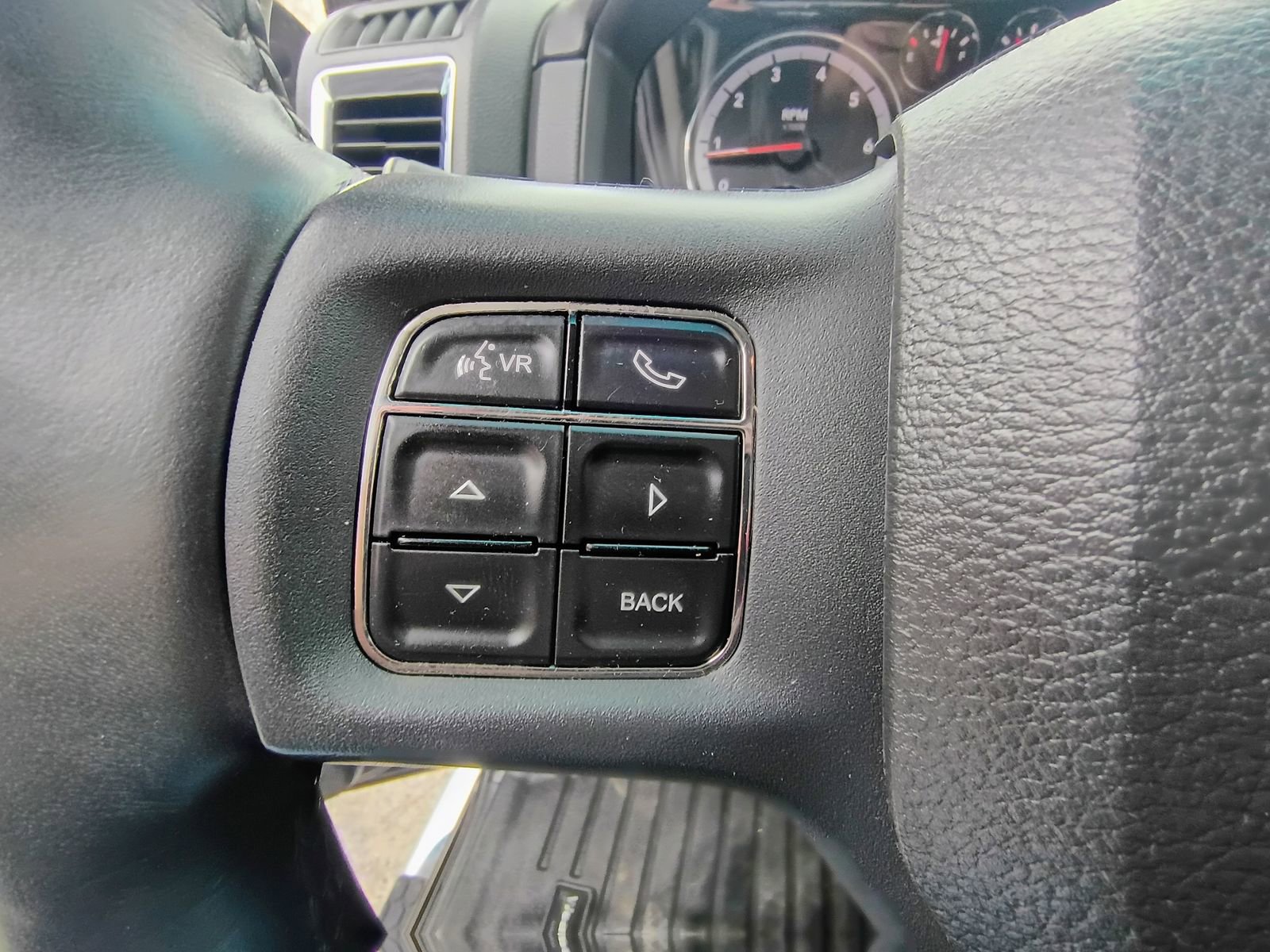 Used 2012 RAM 2500 Laramie image 18