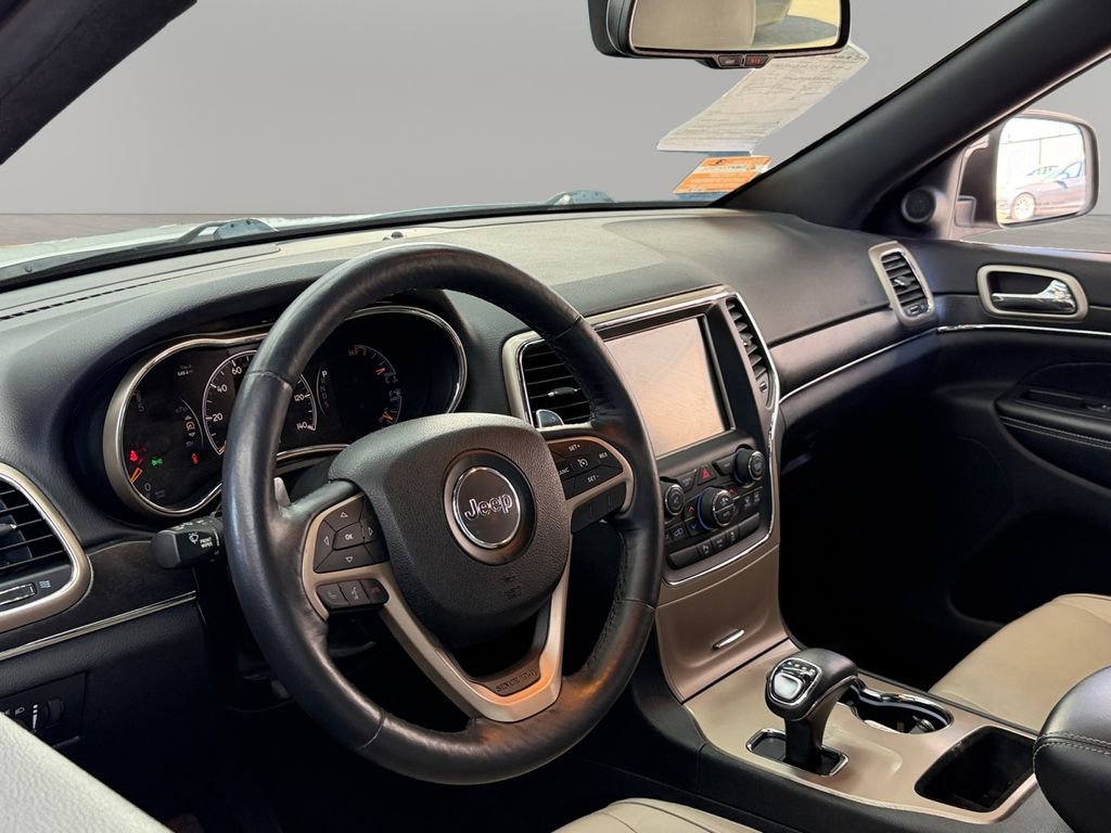 Used 2015 Jeep Grand Cherokee Limited RWD image 15