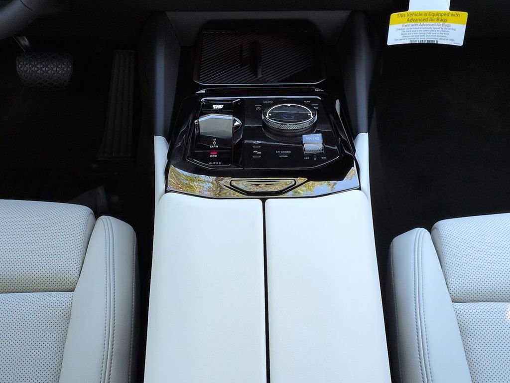 New 2026 BMW i5 eDrive40 image 19
