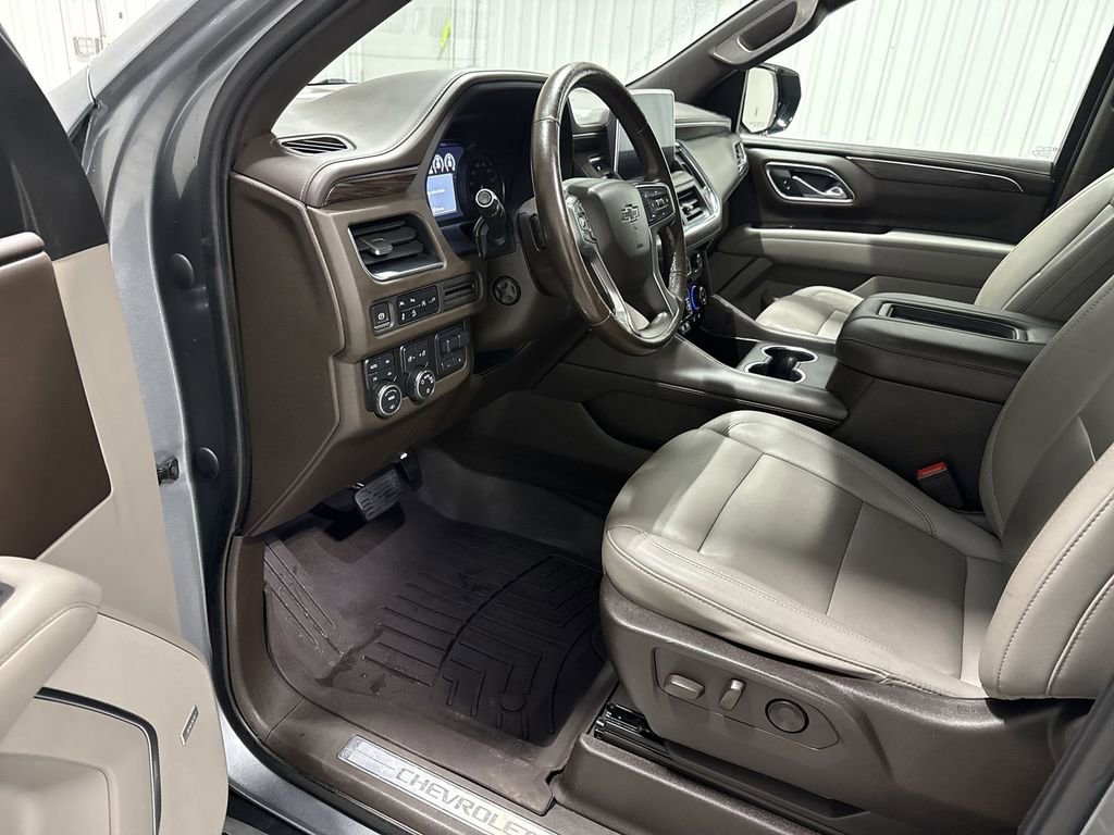 Used 2021 Chevrolet Tahoe Z71 w/ Z71 Off-Road Package AWD/4WD image 10