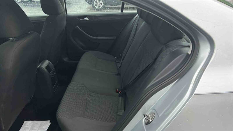 Used 2014 Volkswagen Jetta S image 7