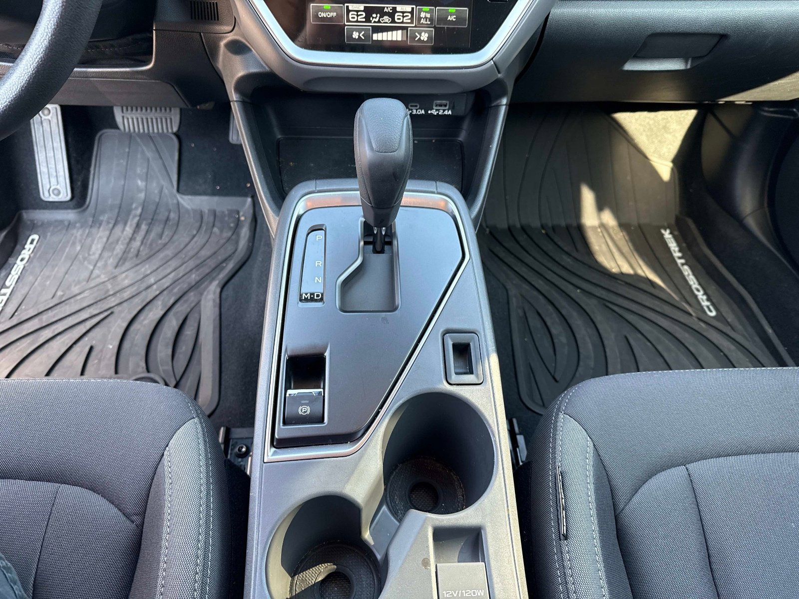 Used 2025 Subaru Crosstrek 2.0i Premium w/ Popular Package #4 image 25