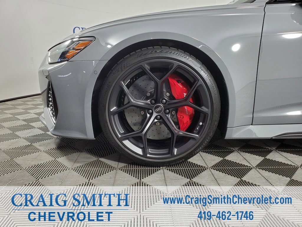 Used 2025 Audi RS 6 performance image 40