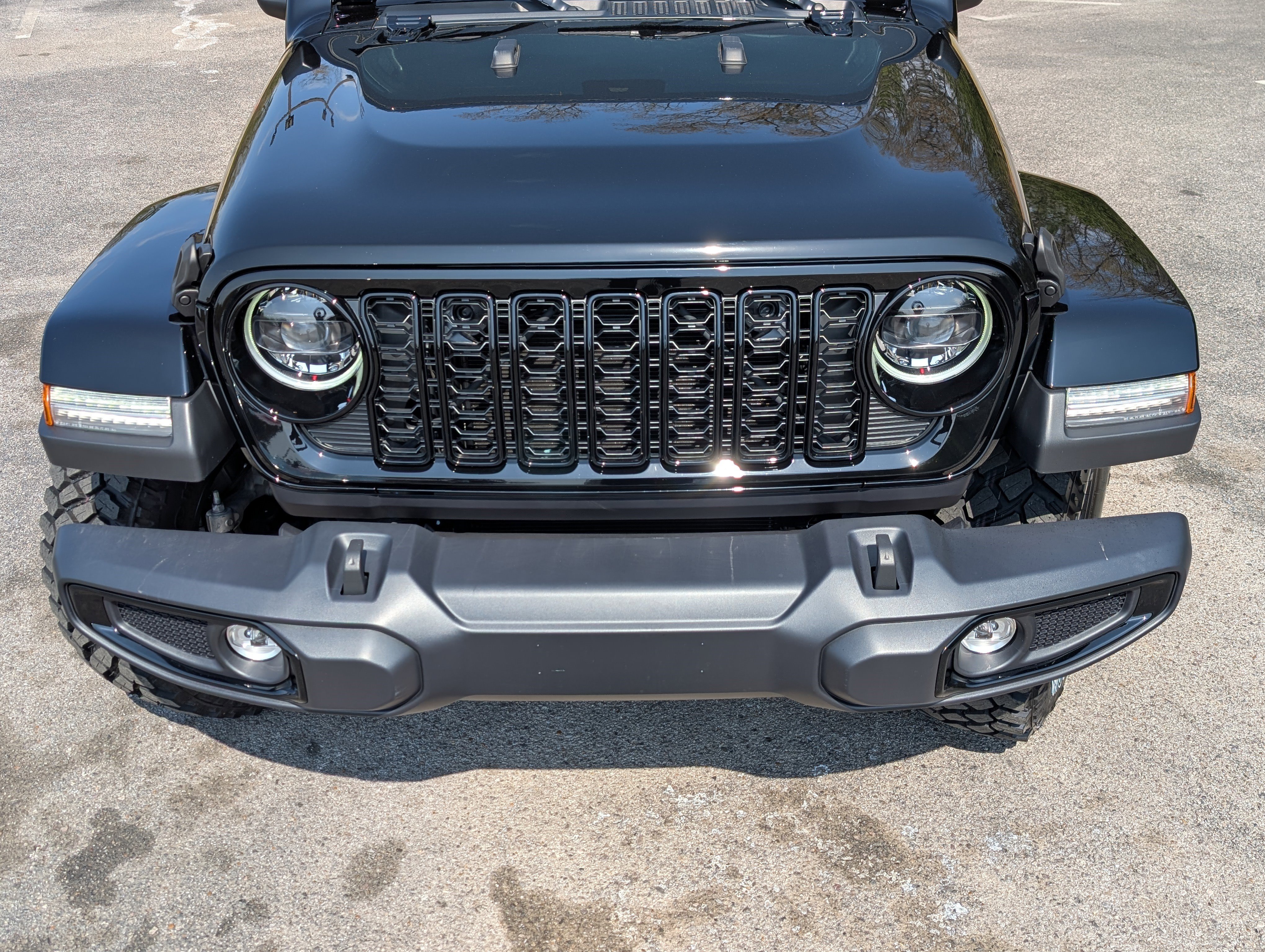 Used 2025 Jeep Gladiator Willys image 12